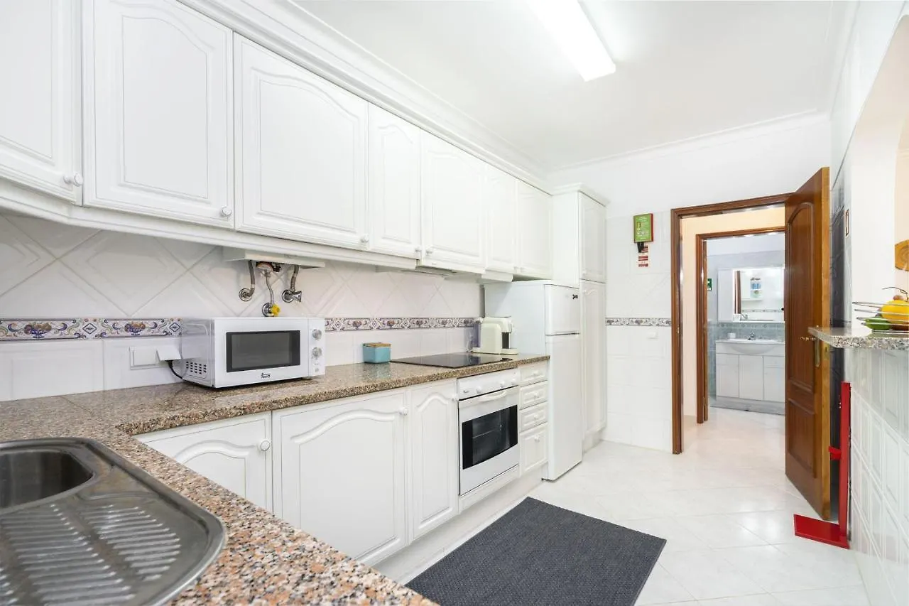 Lovelystay - Casa Da Pinheira Albufeira
